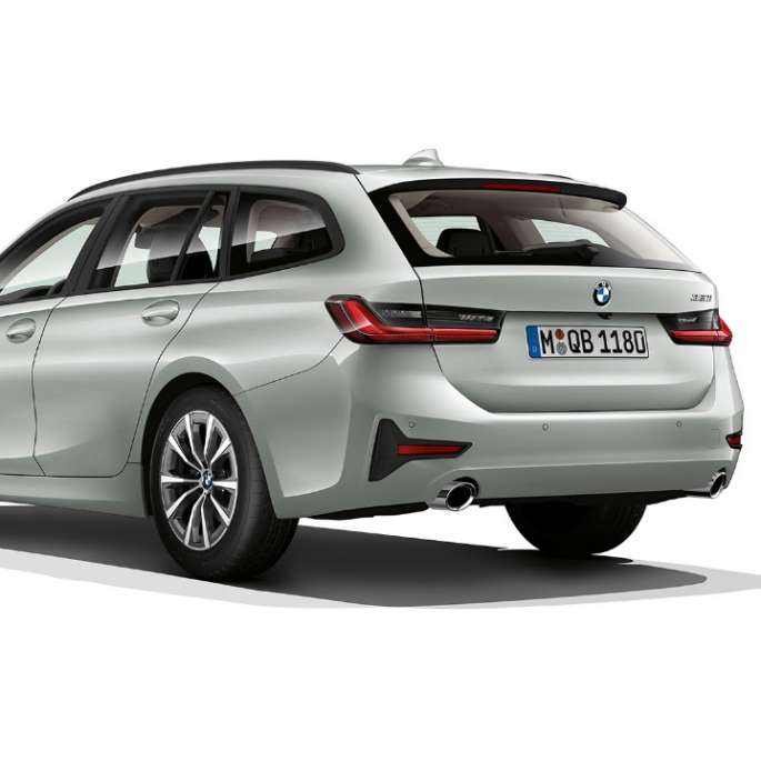 Model Advantage three-quarter rear shot BMW 3 Series Touring, Model Advantage three-quarter rear shot