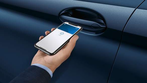 Smartphone integration BMW 5 Series Touring G31 Smartphone integration BMW 5 Series Touring G31 Facelift 2020 interior cockpit