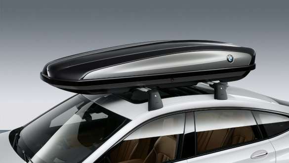 BMW roof box 520 black/titanium silver BMW 6 Series Gran Turismo G32 2020 BMW roof box 520 black/titanium silver BMW 6 Series Gran Turismo G32 2020 close up