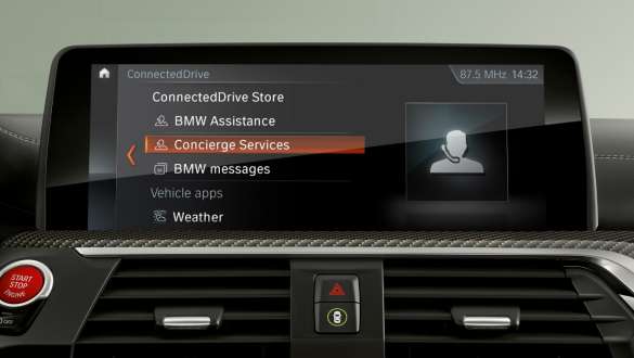 Concierge Service. BMW 8 Series Coupé, control display with Concierge Service.