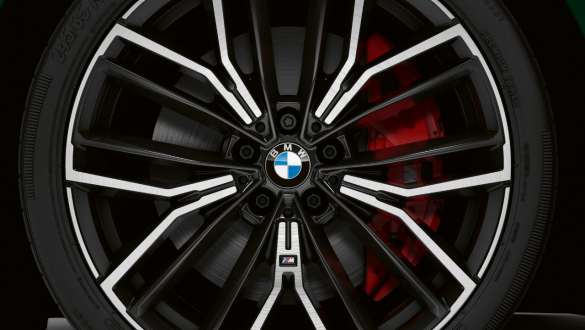 BMW M550i xDrive with M Sport brake G30 2020 BMW M550i xDrive Sedan with M Sport brake G30 LCI Facelift 2020 close-up wheel