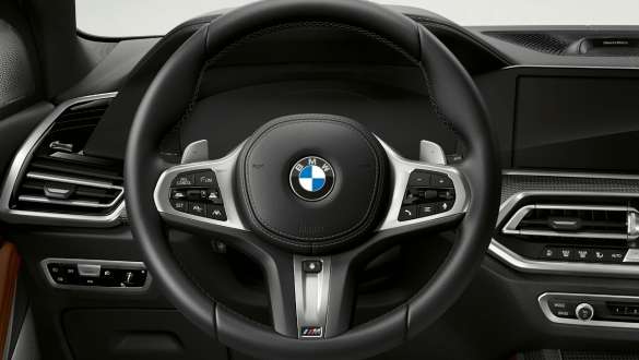 BMW X5 M50i with Integral Active Steering BMW X5 M50i with Integral Active Steering G05 cockpit