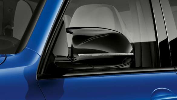 Mirror caps BMW X5 M Competition Mirror caps in Black high-gloss BMW X5 M Competition F95 Marina Bay Blue metallic exterior