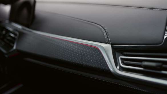 BMW Individual interior trim 'Fineline' BMW X6 Edition Black Vermilion G06 2021 interior BMW Individual interior trim 'Fineline' BMW X6 Edition Black Vermilion G06 2021 interior