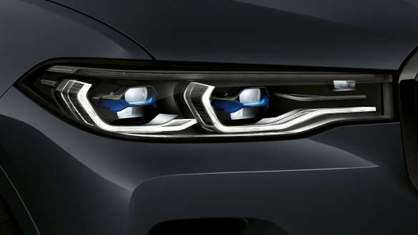 BMW Laserlight Close-up of the BMW X7 front with focus on BMW Laserlight