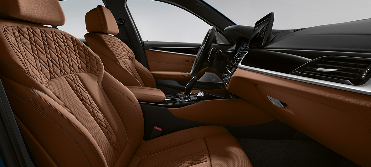 Full leather BMW 5 Series Touring G31 Individual Interior Full leather BMW 5 Series Touring Individual G31 Facelift 2020 interior cockpit