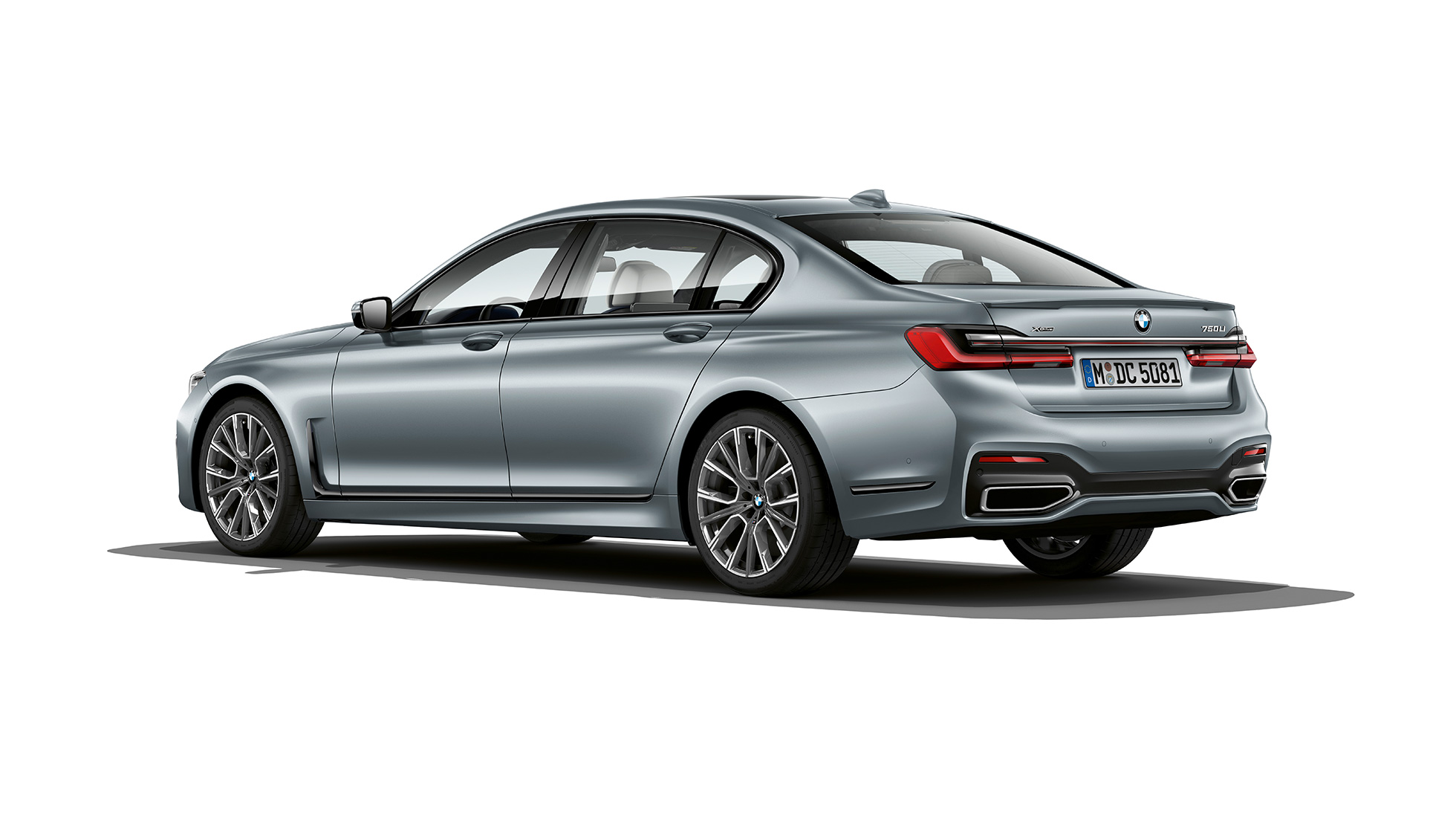 BMW 7 Series Sedan M Sport package, three-quarter rear view BMW 7 Series Sedan Frozen Bluestone metallic M Sport package in three-quarter rear view