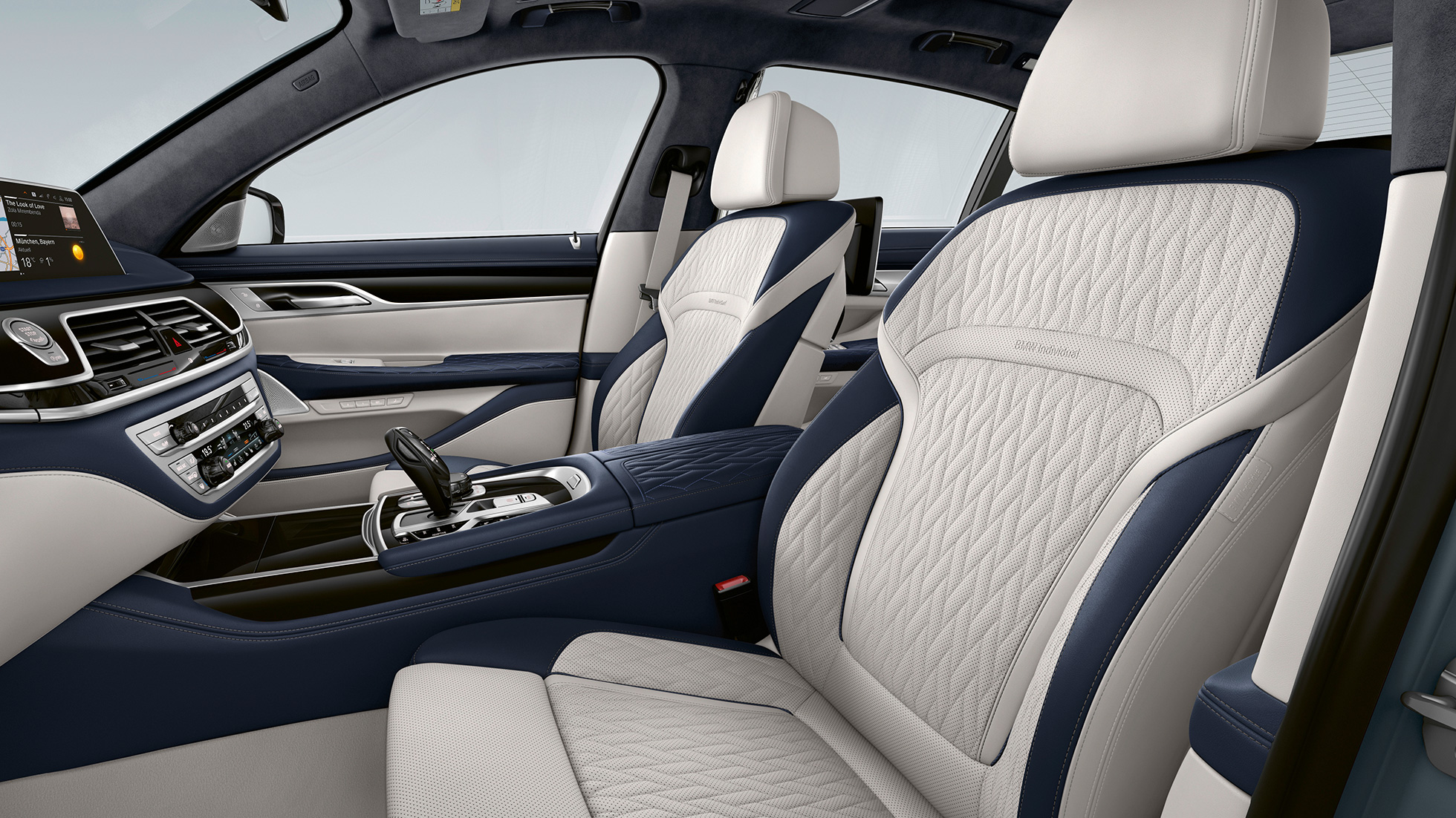 BMW 7 Series Sedan M Sport package, leather upholstery BMW 7 Series Sedan M Sport package leather upholstery BMW Individual full leather 'Merino' smoked white/night blue