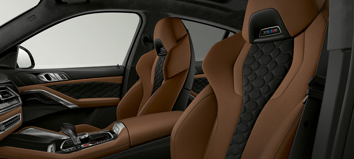 M Multifunctional seats BMW X6 M F96 M Multifunctional seats with X6 M logo BMW X6 M F96 2020 SUV interior