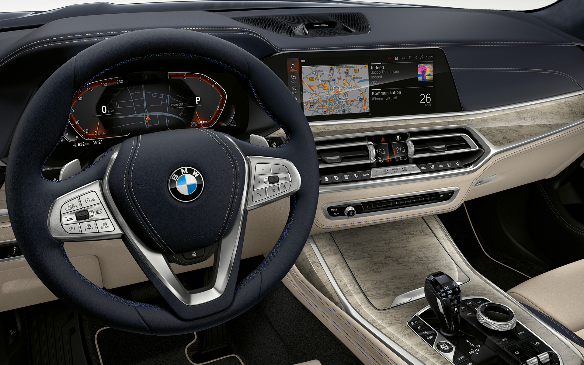 BMW X7 M50i M50d G07 2019 cockpit close-up BMW X7 M50i M50d G07 2019 cockpit close-up
