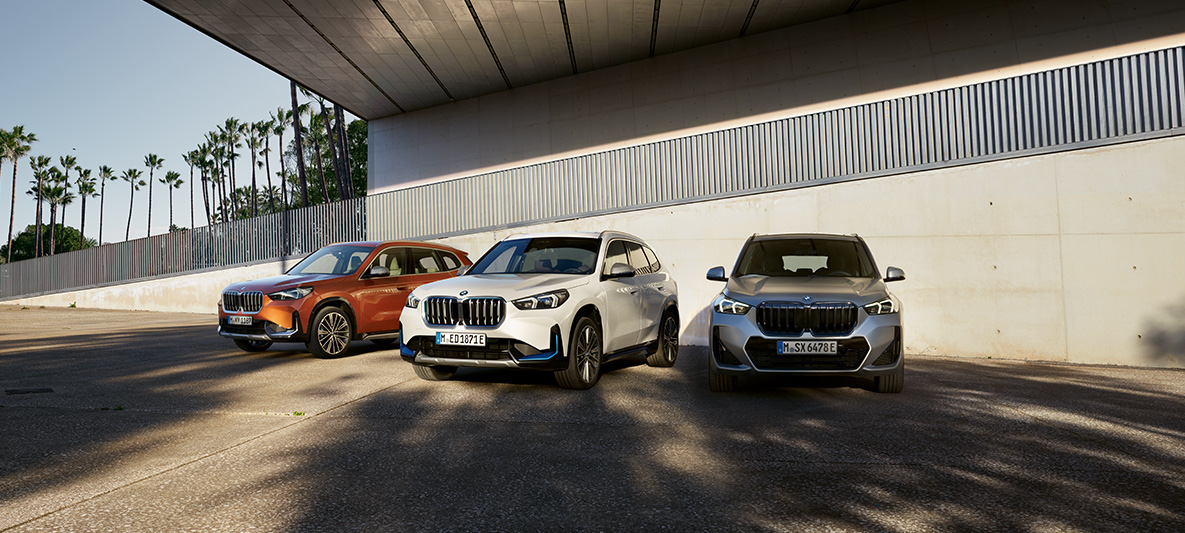 Product portfolio BMW Special Sales Sustainability Hub Environment BMW Special Sales Sustainability Hub Environment Product portfolio three BMW vehicles standing side by side in underpass