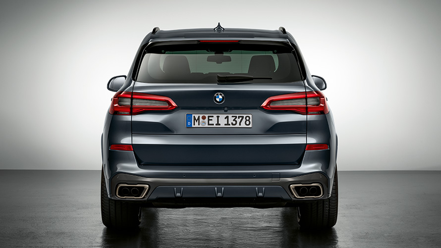 BMW Protection Vehicles discretion and anonymity of security measures rear view BMW Protection Vehicles discretion and anonymity of security measures rear view