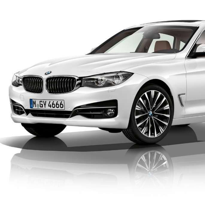 BMW 3 Series Gran Turismo, Model Luxury Line three-quarter front shot