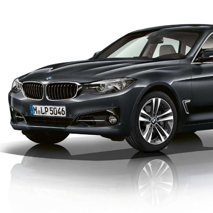 BMW 3 Series Gran Turismo, Model Sport Line three-quarter front shot